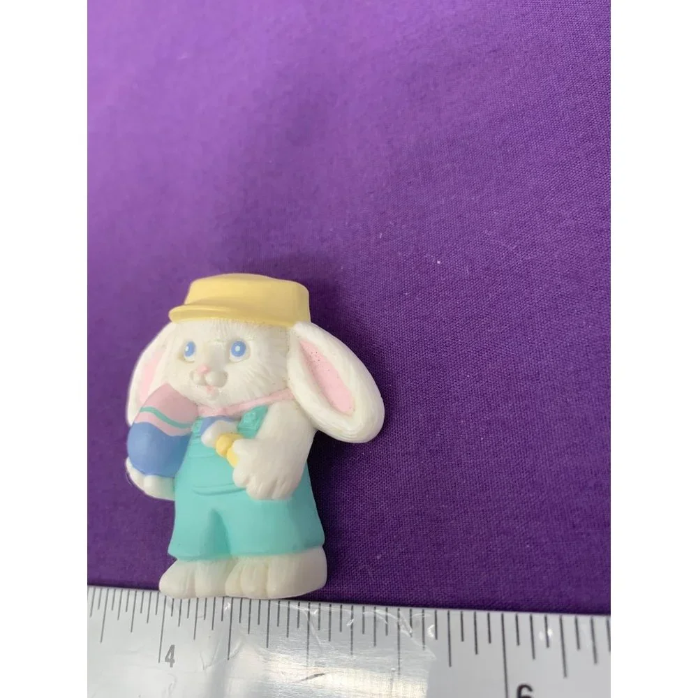 Hallmark Crayola Boy Easter Trimmer VTG Easter Bunny Painter 2
